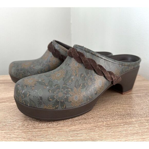 Crocs Sarah Crosslite Floral Dual Comfort Heel Clogs Mules Women's size 8 - Picture 1 of 9